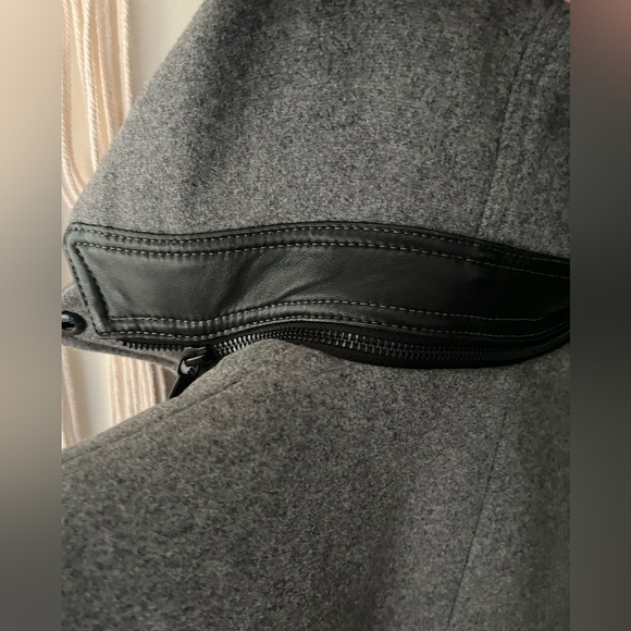 Genuine leather and wool jacket - Picture 9 of 12